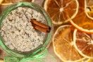 Пилинг органическим скрабом